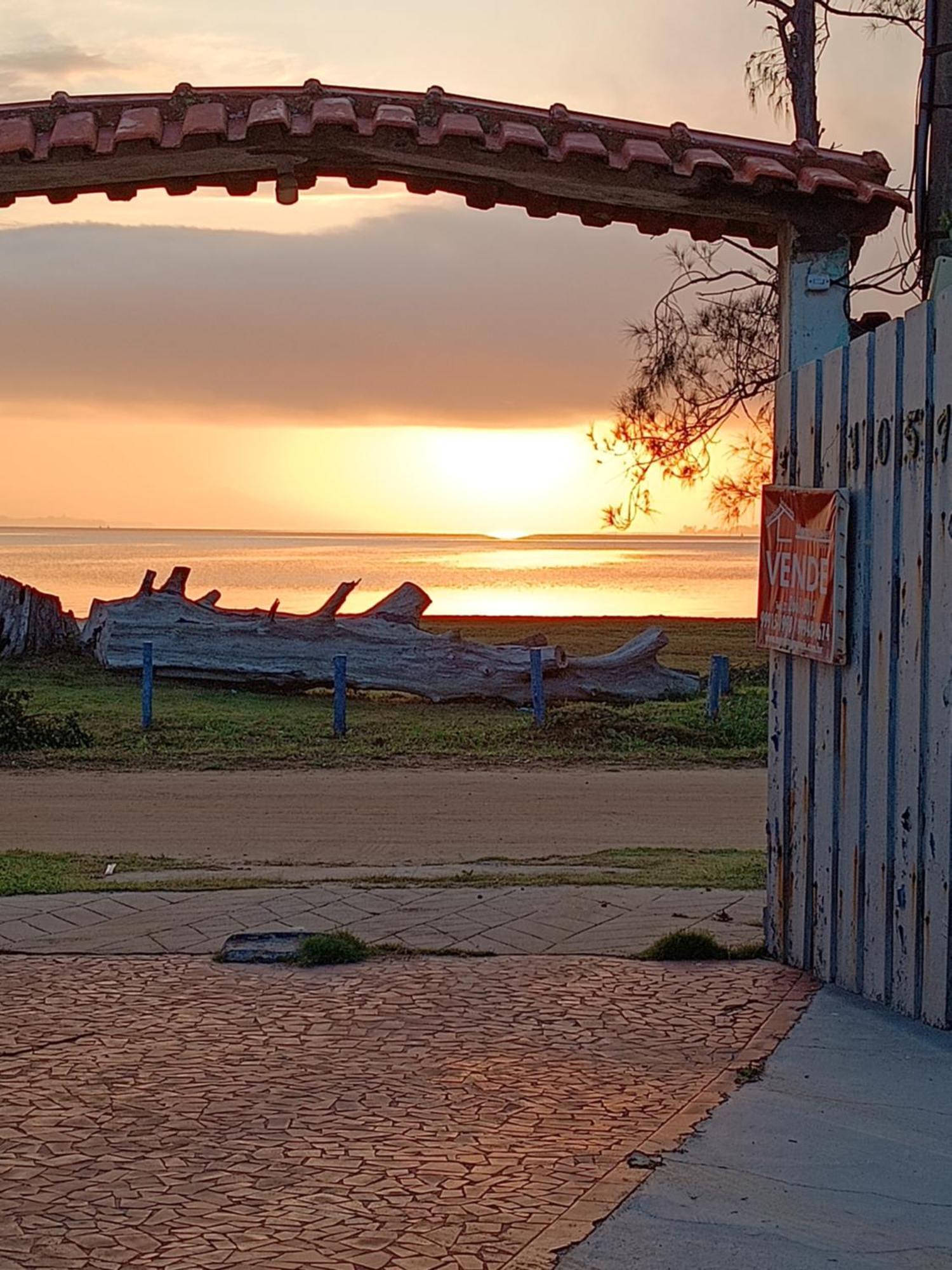 Praia Seca, 10 Pessoas, Em Frente A Lagoa Do Tome Araruama Εξωτερικό φωτογραφία